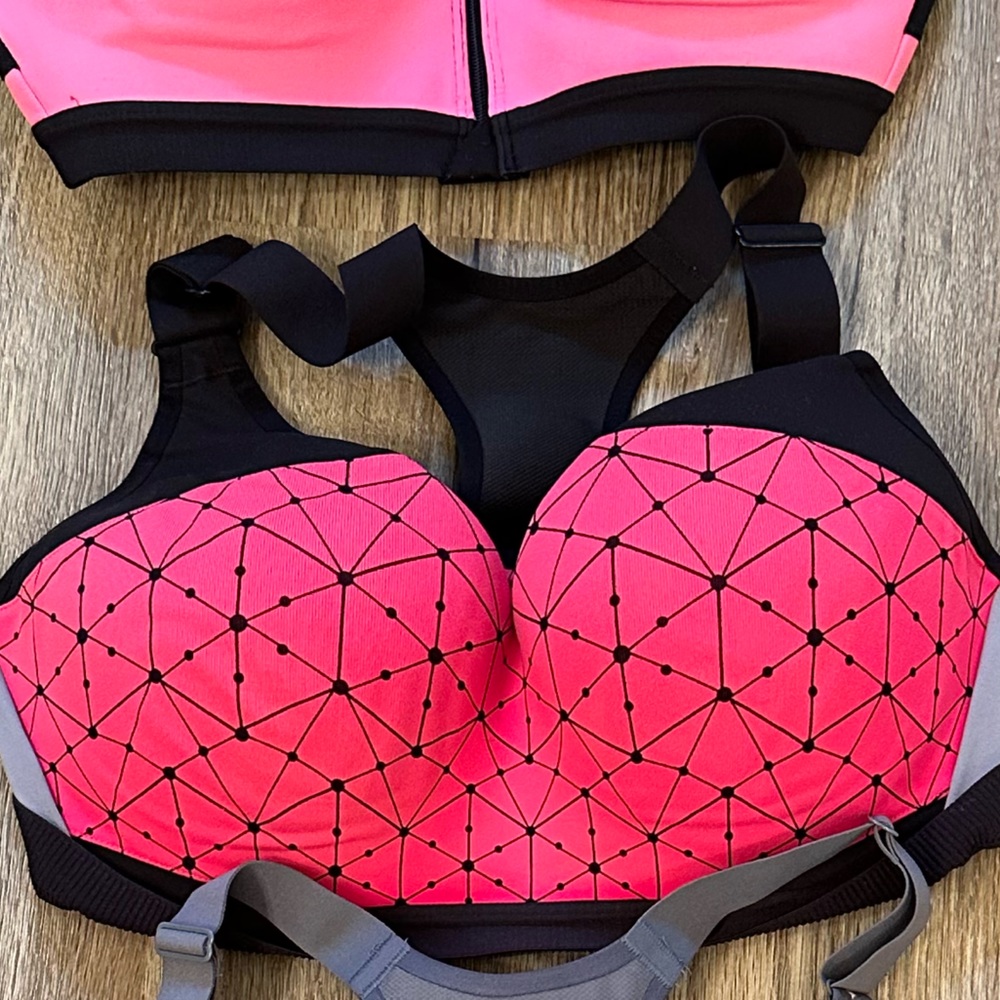 XxSOLDXxVictoria's secret gray INCREDIBLE SPORTS BRA